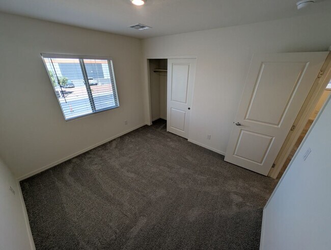 Building Photo - 4935 Toad Lily St