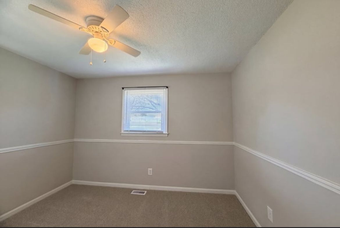 Building Photo - 4402 Ginger Dr