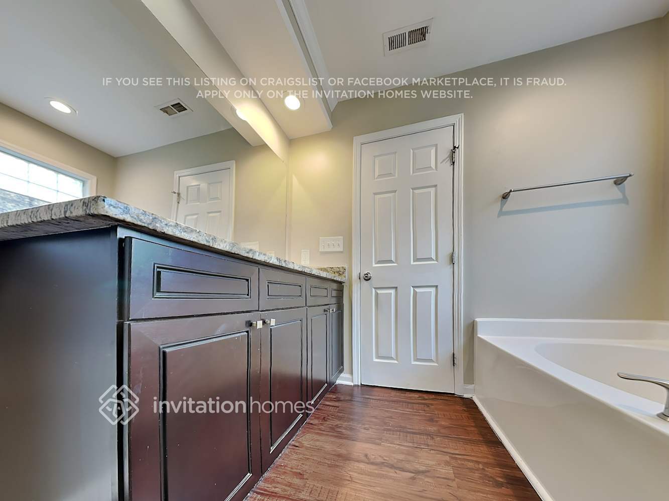 Building Photo - 708 Latitude Way