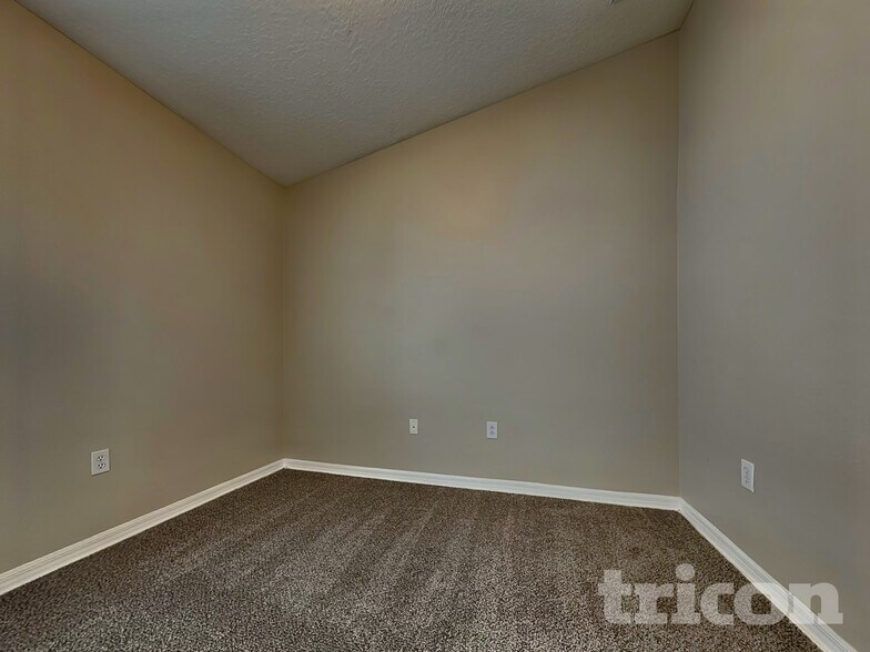 Building Photo - 25921 Terrawood Loop