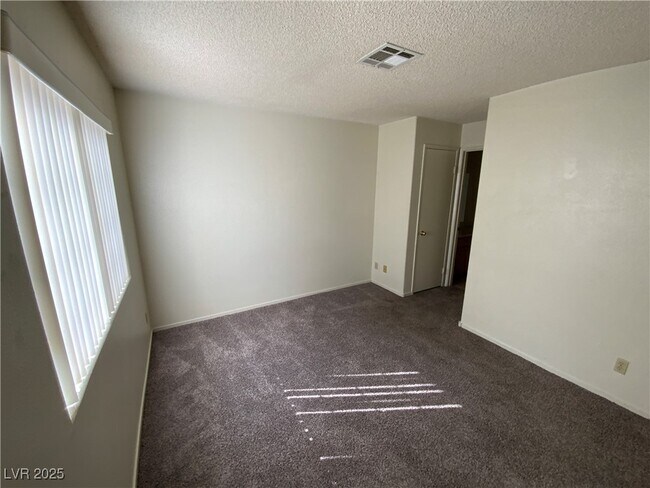Building Photo - 3450 Erva St