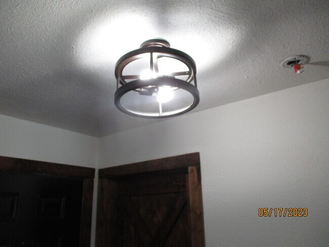 Building Photo - 1508 County Rd 697