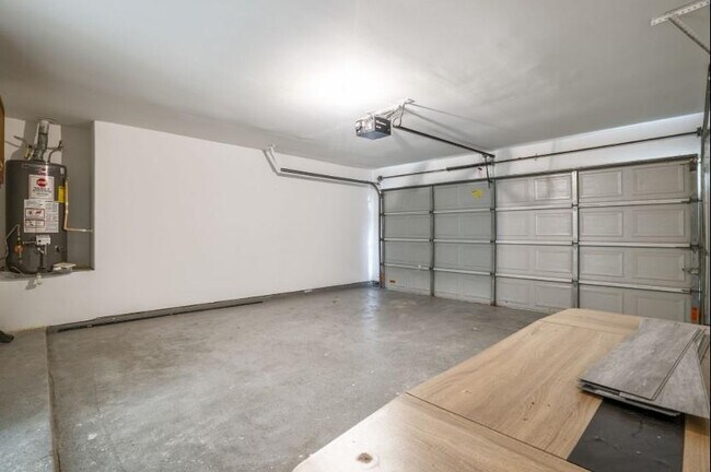 Building Photo - 11838 Sardis Lake Dr