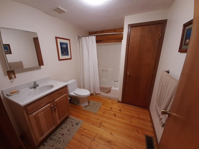 Building Photo - 18 Genetti Dr