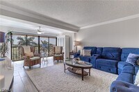Building Photo - 7430 Lake Breeze Dr