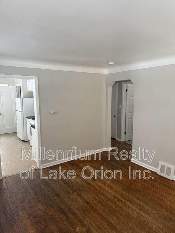 Building Photo - 14663 Jacob Ave