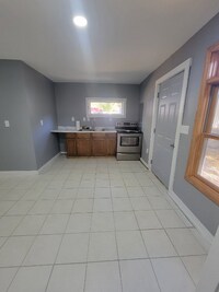 Building Photo - 5335 OH-220