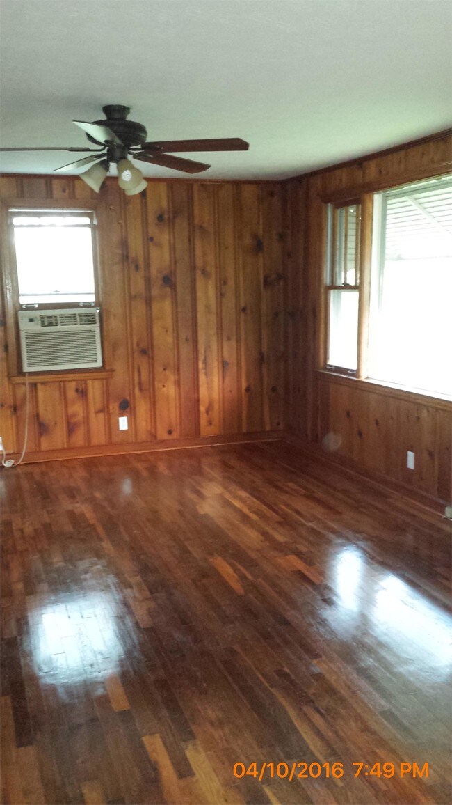 Building Photo - 504 McLemore St