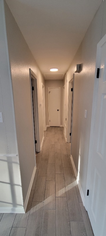 Building Photo - 858 Fountainbleau Dr