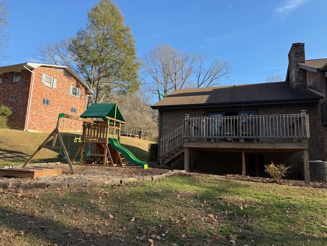 Building Photo - 3 Bedroom 2 Bathroom Home in Kingsport, TN