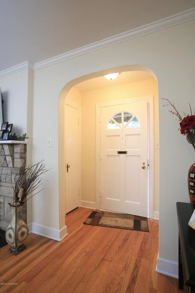 Building Photo - 2324 Emerson Ave