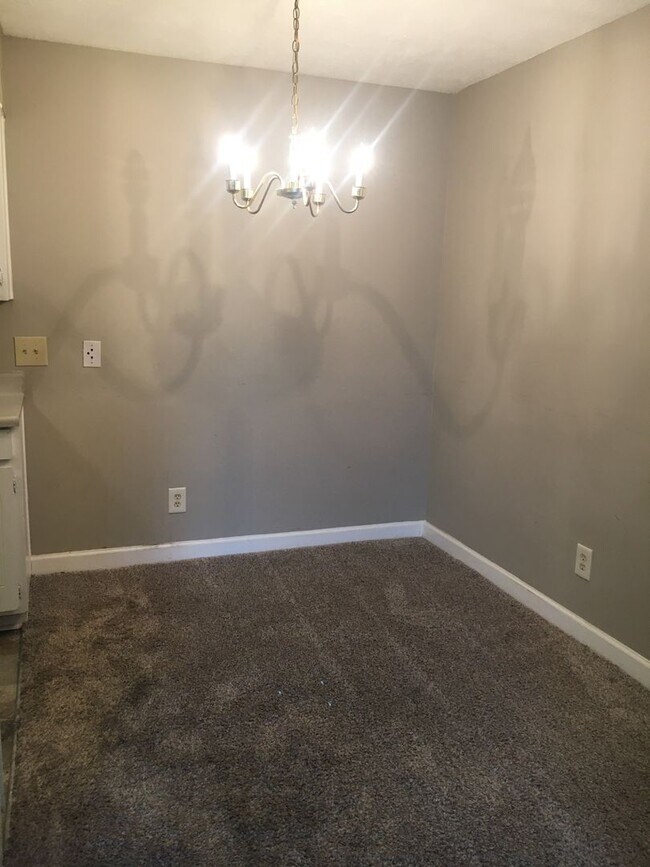 Building Photo - bg1008