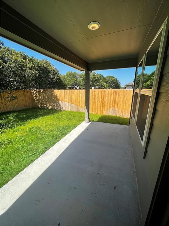 Building Photo - 1337 Camden Ln