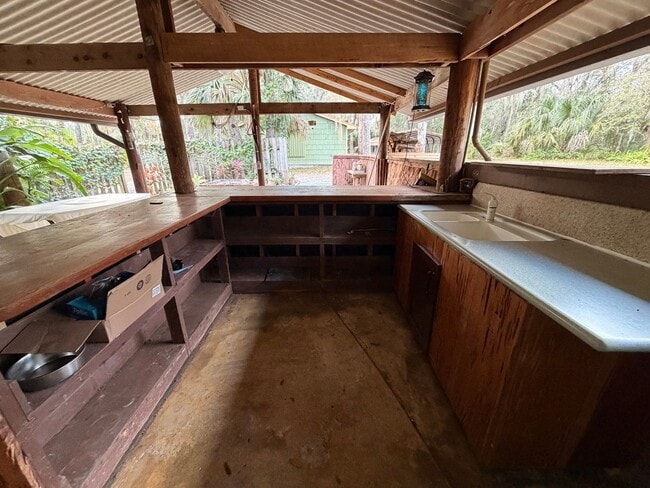 Building Photo - Spacious 3/3 on Nearly 2 Acres with Exceptional Storage and No HOA