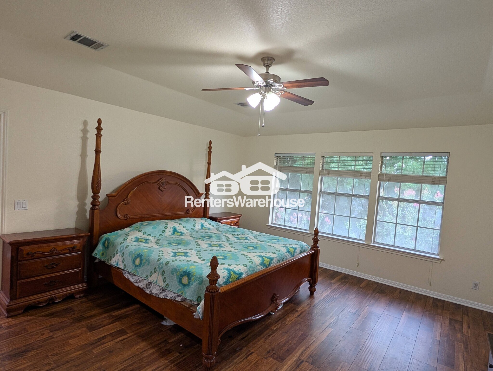 Building Photo - 9910 Jasmine Creek Dr