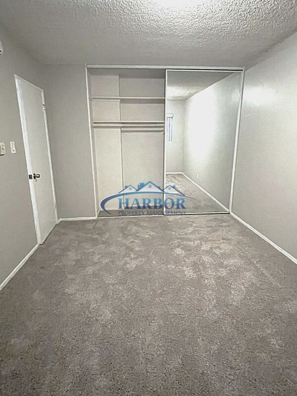 Building Photo - 822 S Leland St