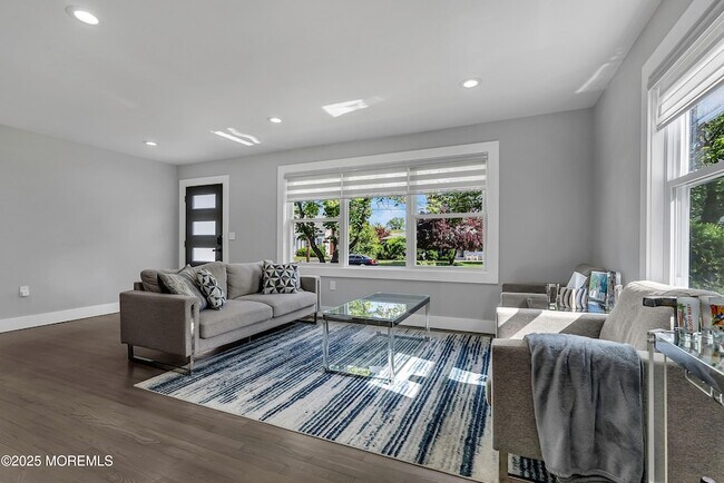 Building Photo - 14 Fulton Ave