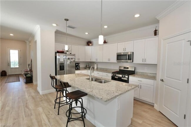 Building Photo - 17876 Woodland Ct