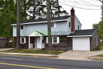 Building Photo - 1310 Sparrow Rd
