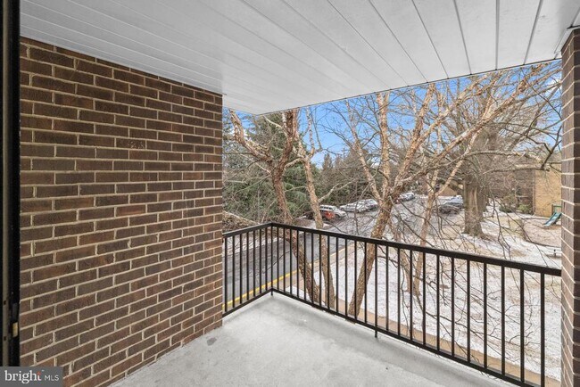 Building Photo - 9820 Georgia Ave