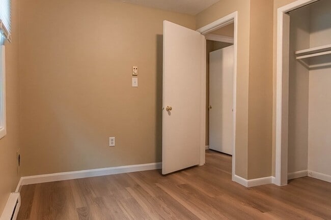 Building Photo - 144 Blanchard Rd