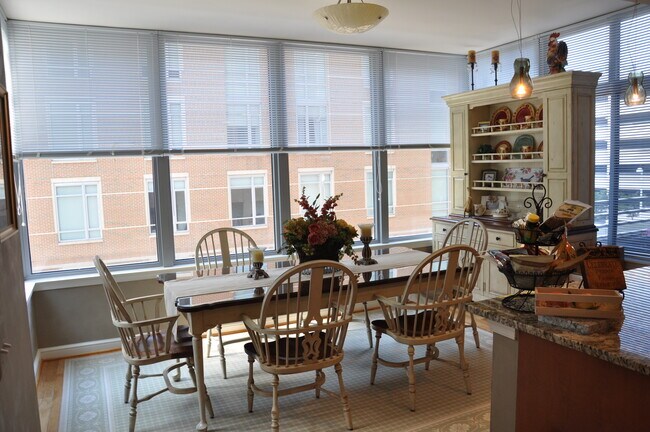 Building Photo - 11990 Market St