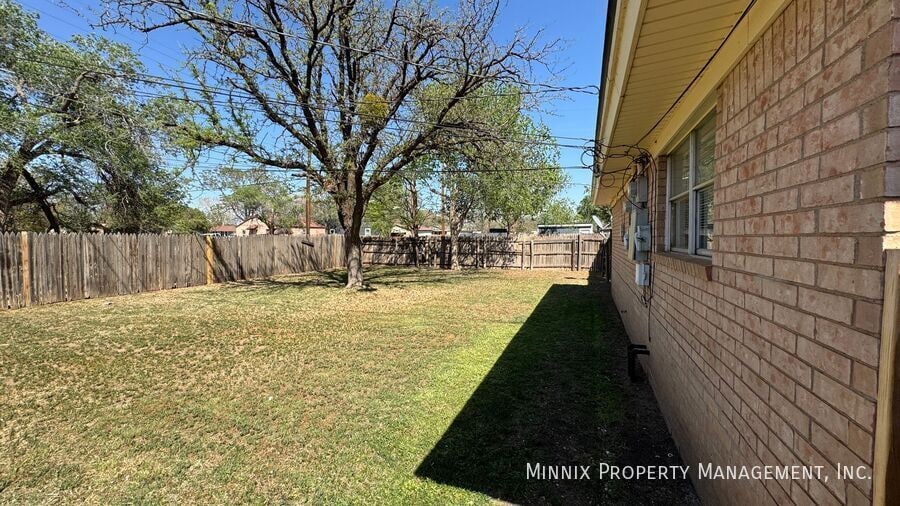 Building Photo - 2302 40th St