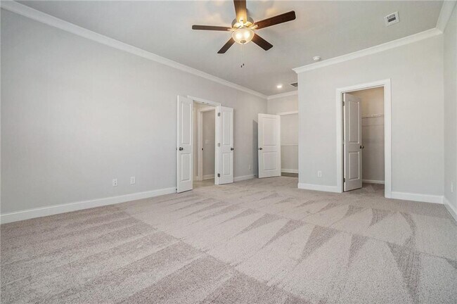 Building Photo - 106 Basil St