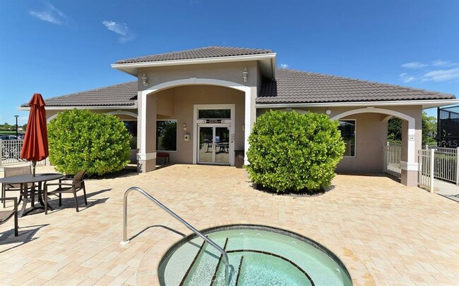 Building Photo - 9480 High Gate Dr