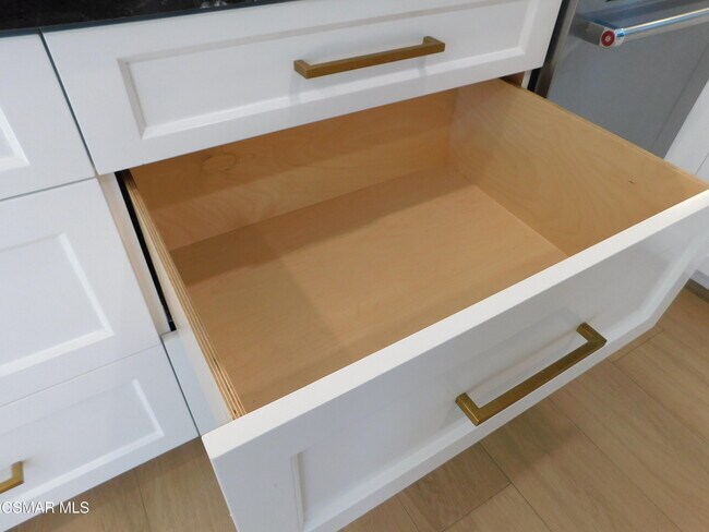 Building Photo - 30024 Quail Run Dr