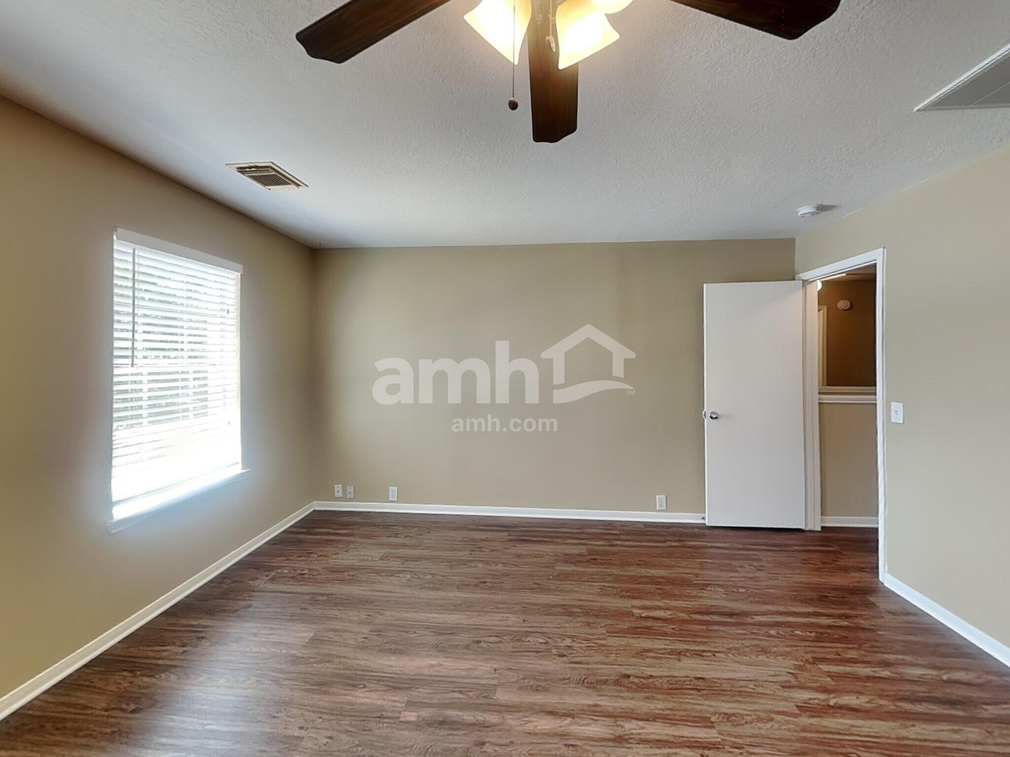 Building Photo - 17238 S Summit Canyon Dr