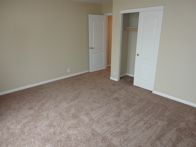 Building Photo - 357 W Chicago St