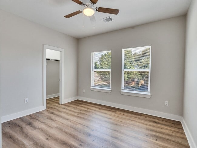 Building Photo - 4713 Talina Way