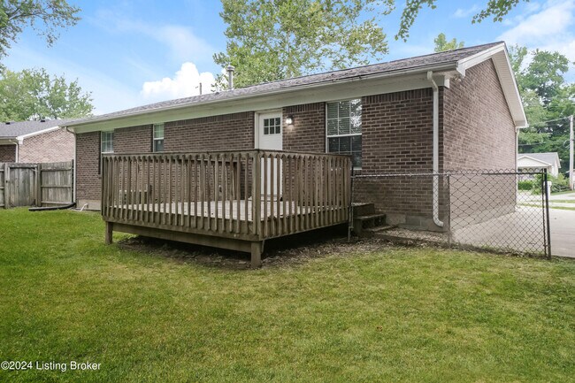 Building Photo - 806 Tin Dor Way