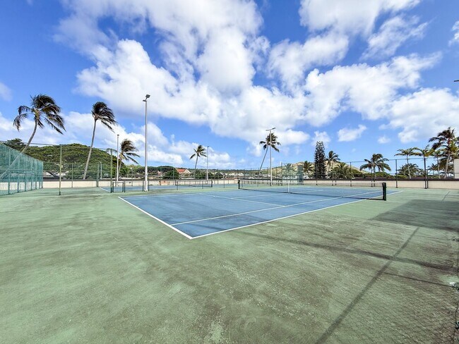 Building Photo - Beautiful One Bedroom in Hawaii Kai