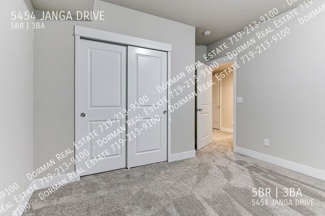 Building Photo - 5454 Janga Dr
