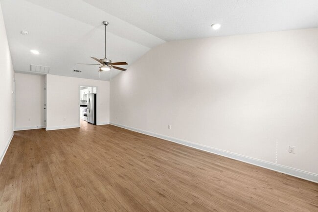 Building Photo - 2221 Archer Ln