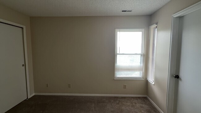 Building Photo - 971 Moorings Dr