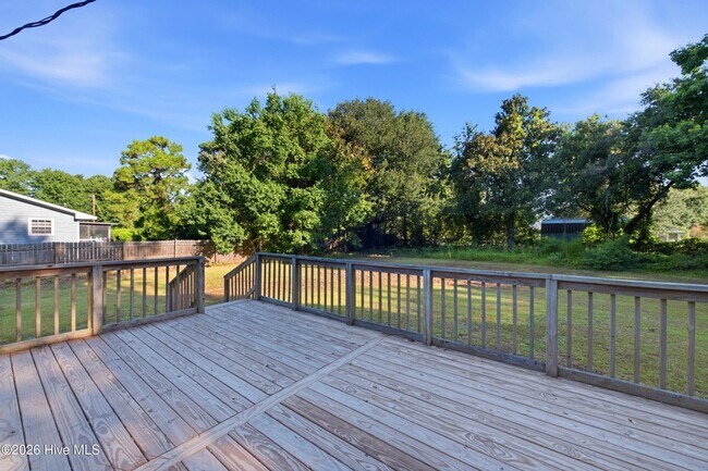 Building Photo - 130 Mohican Trail