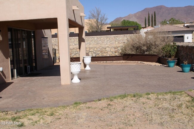 Building Photo - 7316 Brays Landing Drive