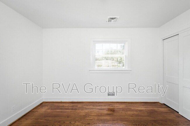 Building Photo - 13141 Overhill Dr