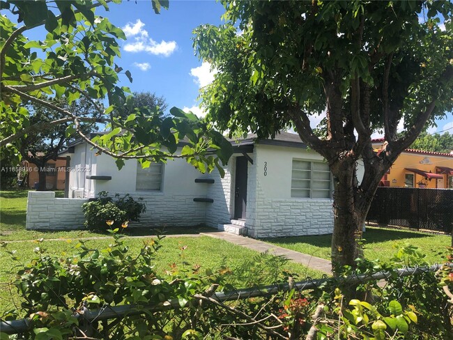 Building Photo - 300 NW 97th St