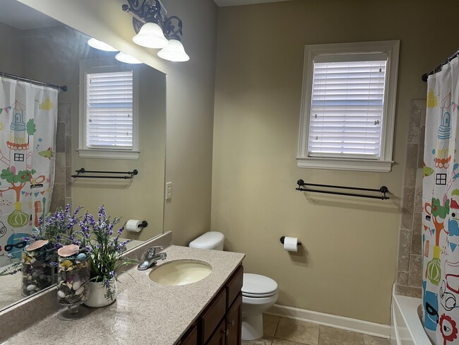 Building Photo - 9328 Owl Hill Dr