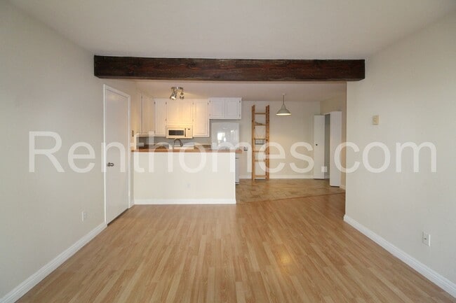 Building Photo - 3550 Ruffin Rd