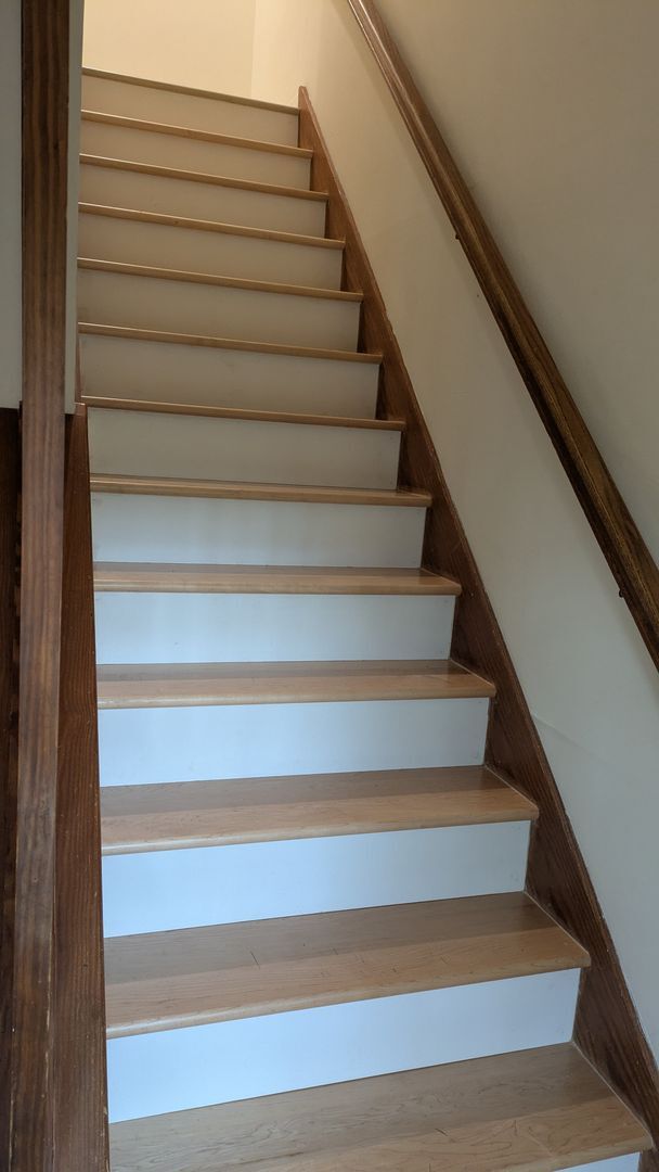 Building Photo - Spacious Three Bedroom Condo