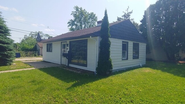 Primary Photo - 5625 N 57th St