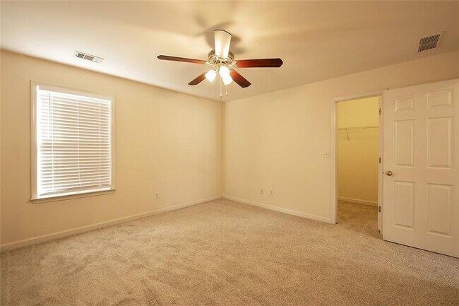 Building Photo - 12755 Morningpark Cir