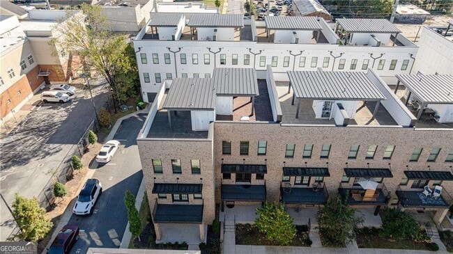 Building Photo - 1032 Robert Smalls Wy