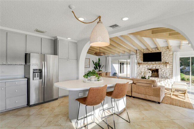 Building Photo - 19655 N Riverside Dr