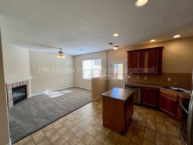 Building Photo - 5551 W 29th St